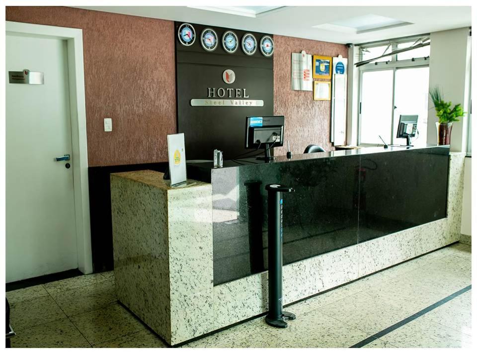 Steel Valley Hotel إيباتينجا المظهر الخارجي الصورة